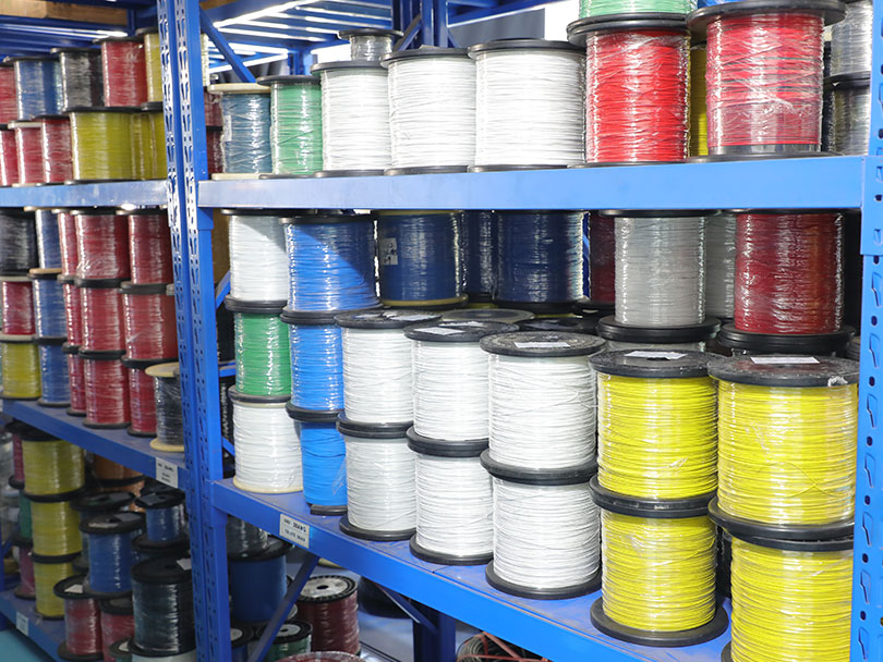 高溫鐵氟龍是什么材料？在汽車行業有哪些重要作用？